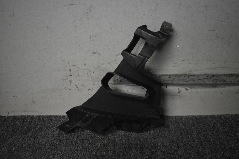 LAND ROVER L494 FRONT BUMPER MOUNTING FACTORY OEM