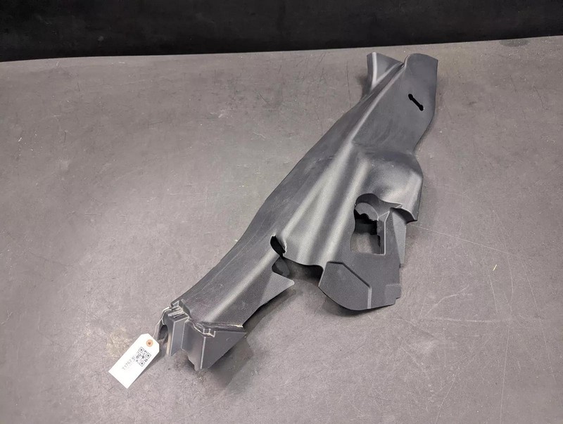 Rear Right C-Pillar Lower Trim Panel 2021 Toyota RAV4 62555-0R110-C0 2019-2024 X