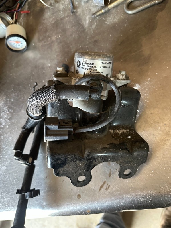 11-23 DODGE CHALLENGER CHARGER & 300 OEM POWER BRAKE BOOSTER VACUUM PUMP