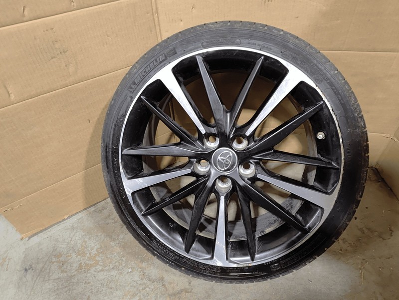 2018-2020 Toyota Camry Alloy Wheel Rim 19x8J W/ Tire 235/40R19 OEM