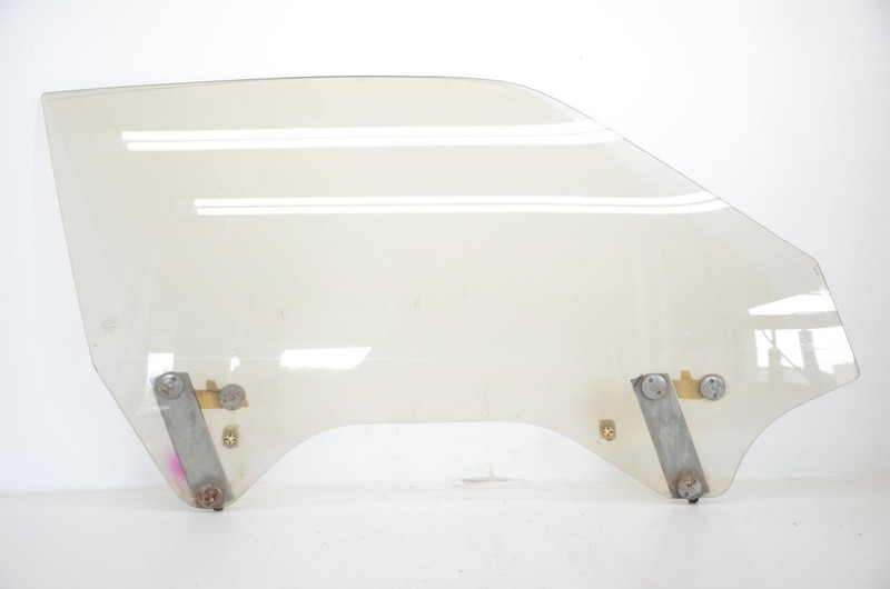 84-89 Nissan 300ZX Z31 2+0 Passenger Right Front Door Window Glass