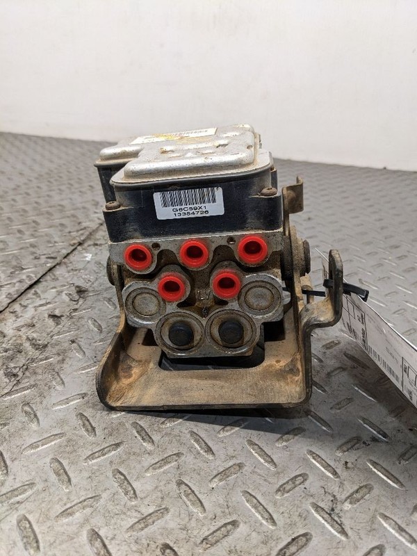Anti-Lock Brake Part Assembly AWD Fits 02-03 BRAVADA 1170184
