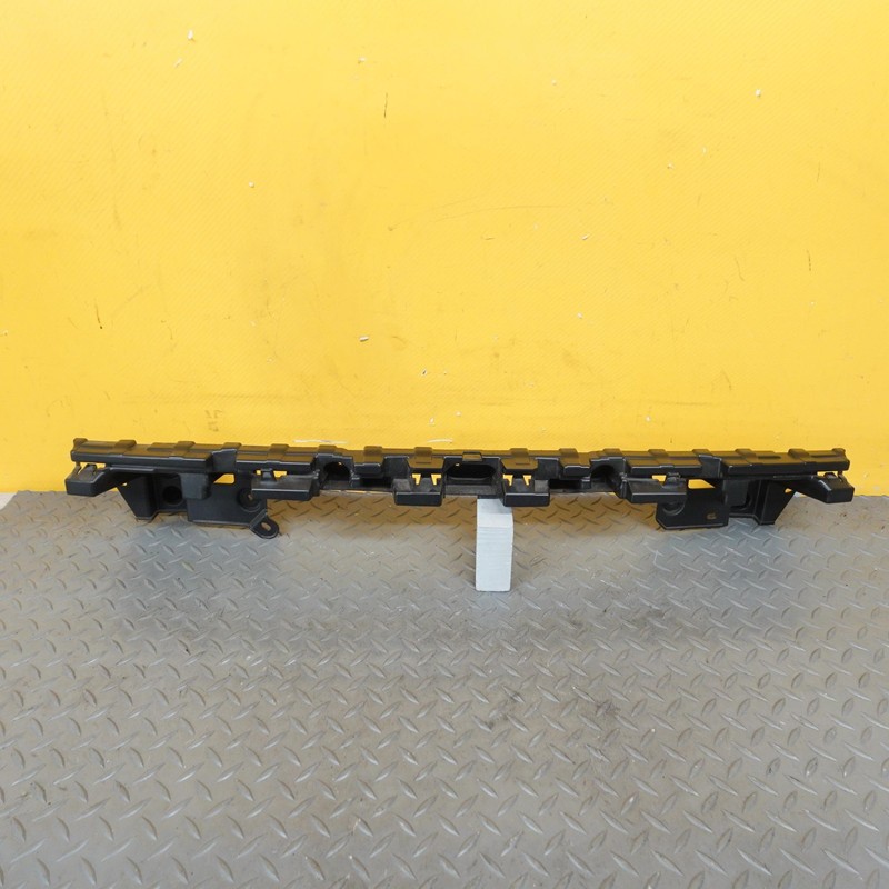 2020-2022 RANGE ROVER EVOQUE REAR BUMPER CENTER SUPPORT BRACKET OEM K8D217E855A