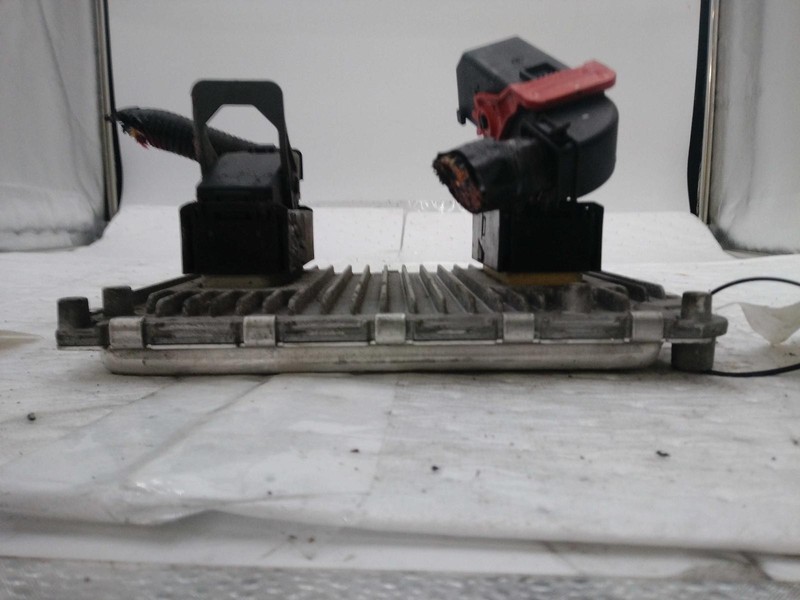 2019 Chrysler Pacifica Engine Control Module ECM 68330910AA 104K Miles