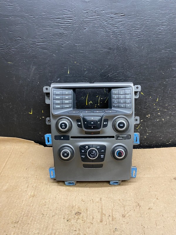 2011-2014 Ford Edge Heater Climate Control Radio CD Control Dash Bezel z1824 DG