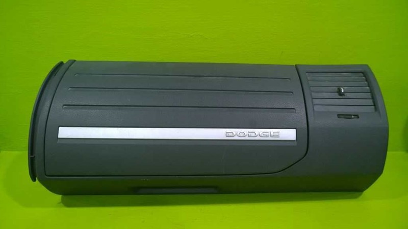 08 09 10 DODGE GRAND CARAVAN UPPER DASH GLOVE BOX OEM 2810-31