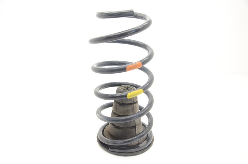 10-23 Toyota 4Runner Driver Left Rear Spring and Isolator
