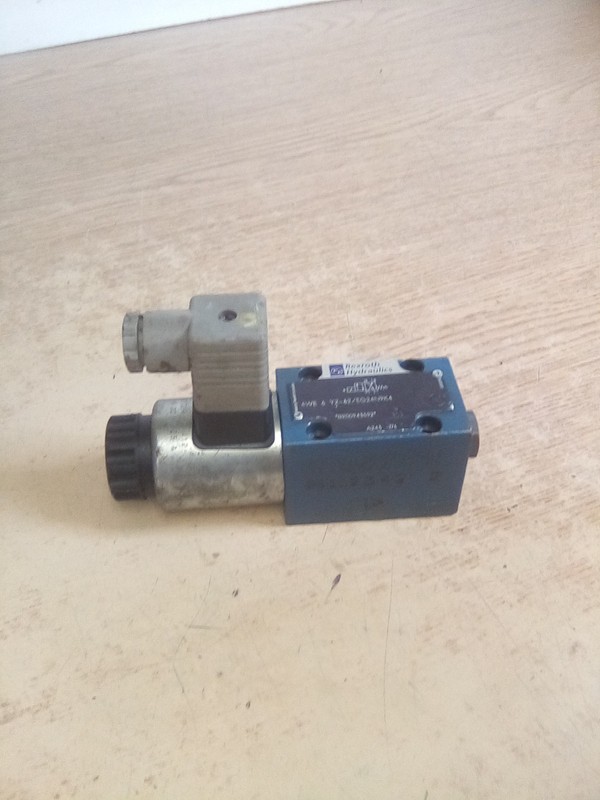Rexroth Hydraulics 4WE6Y2-62/EG24N9K4