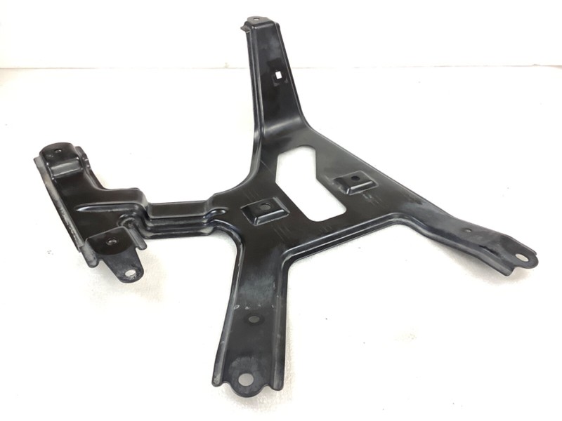 05-08 Pilot Bracket Charcoal Canister Vapor Emission Tank Stay Holder Used OEM