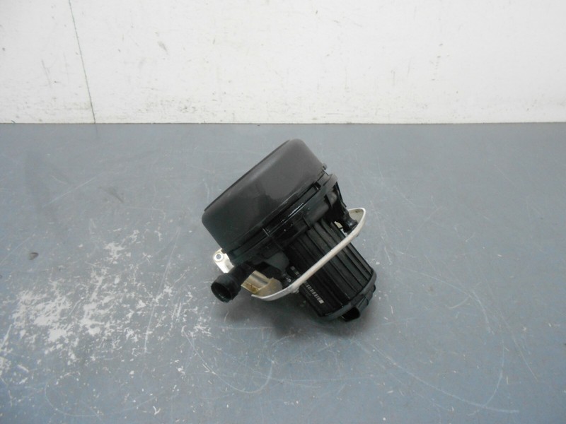 2014 11 12 13 14 Audi R8 V10 Secondary Air Pump A.I.R. #2#01602 i1