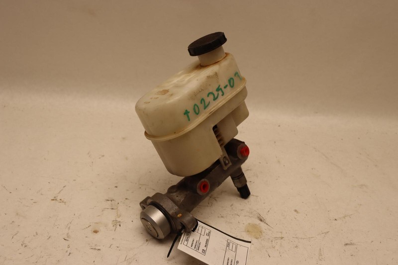 2008 FORD E350 SUPER DUTY POWER BRAKE MASTER CYLINDER W/ RESERVOIR OEM