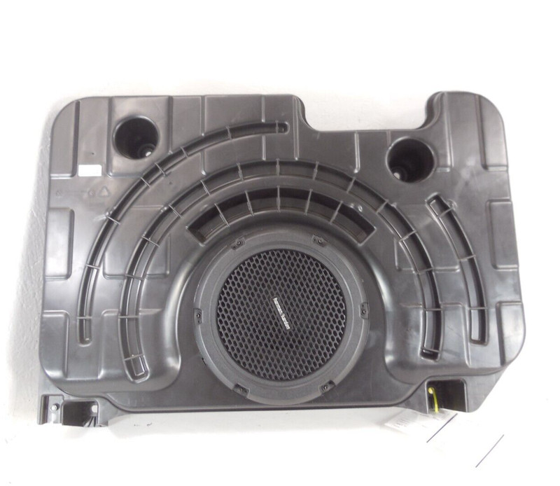 2017 17 Maserati Levante Sub Woofer Speaker Box OEM