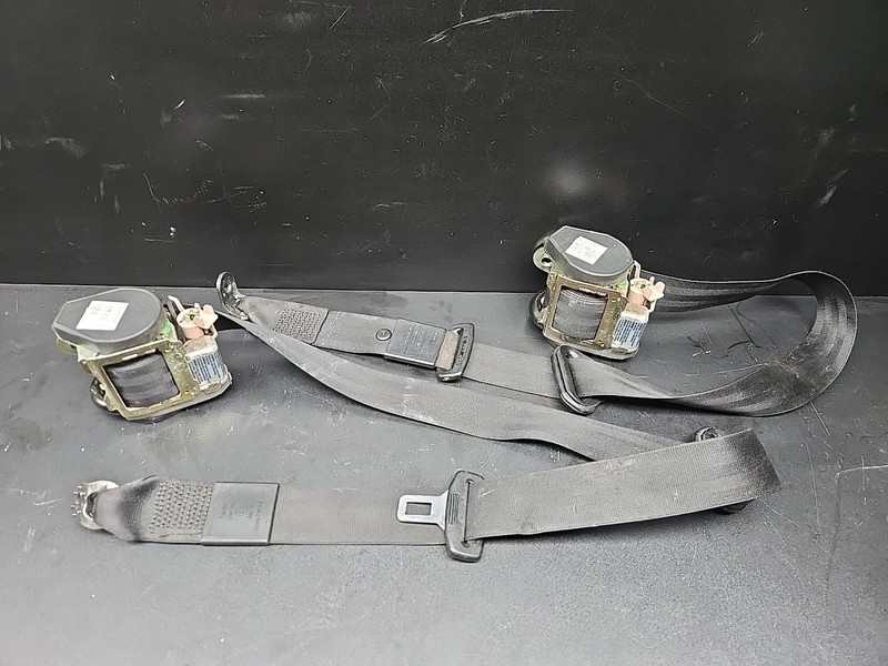 2000-2006 Audi TT Mk1 Quattro Pair Left & Right Front Seat Belts Seatbelts OEM