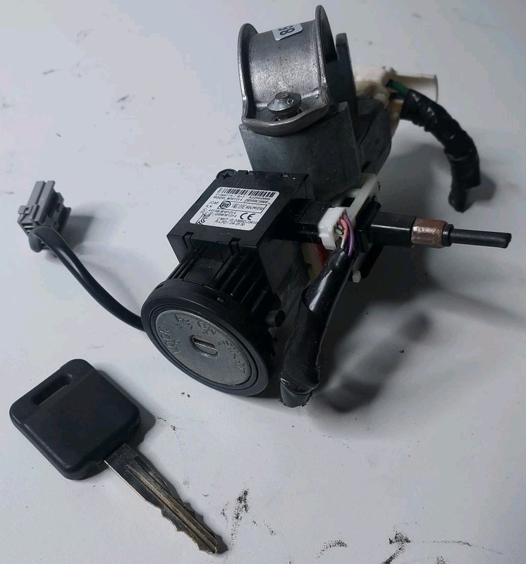 2013-2019 Nissan Sentra Ignition Switch Assy w/ Immobilizer 1 Key 28590C9968 OEM