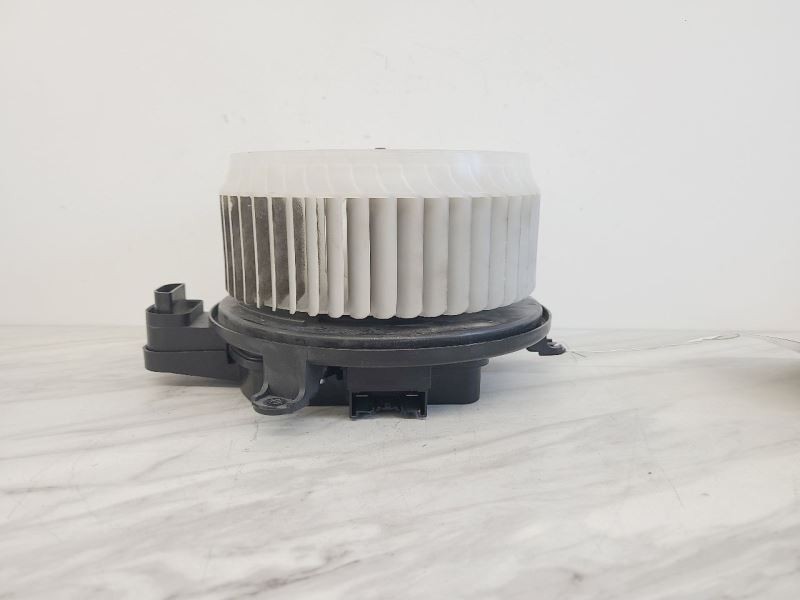 Blower Motor New Style 6 Lug Wheel Fits 19-20 DODGE 1500 PICKUP 571466