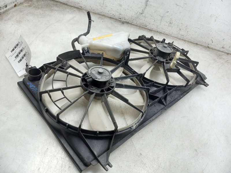 09-15 LEXUS IS250 2.5L RWD AT RADIATOR FAN