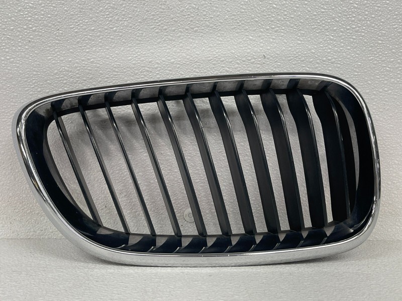 ⭐14-17 BMW 2-SERIES XDRIVER FRONT RIGHT PASSENGER SIDE BUMPER GRILLE OEM LOT2329