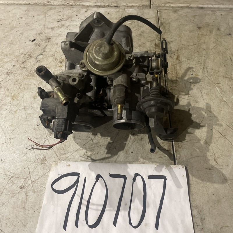 1998 - 2001 Lexus ES300 Variable Timing Throttle Body Assembly22210-20150