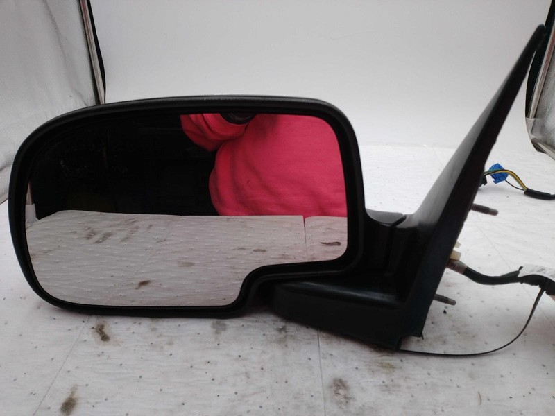Used Left Door Mirror fits: 2005 Gmc Yukon xl 1500 Power w/o integral turn signa