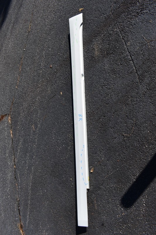 2018-2020 BMW 530E RIGHT SIDE ROCKER PANEL FACTORY OEM