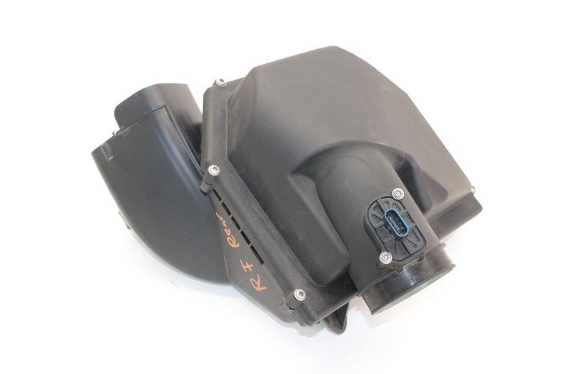 16-18 BMW M3 3.0L Twin Turbo Passenger Right Side Air Cleaner Box