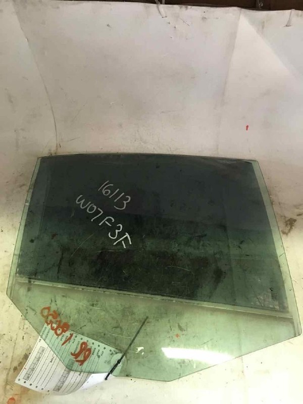 Rear Door Glass/window BMW 530I Right 04 05 06 07