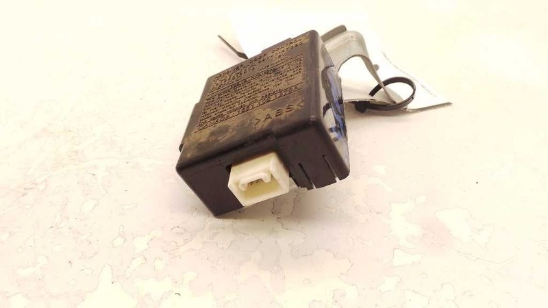 Door Control Receiver Module 89741-47020 01-03 Prius