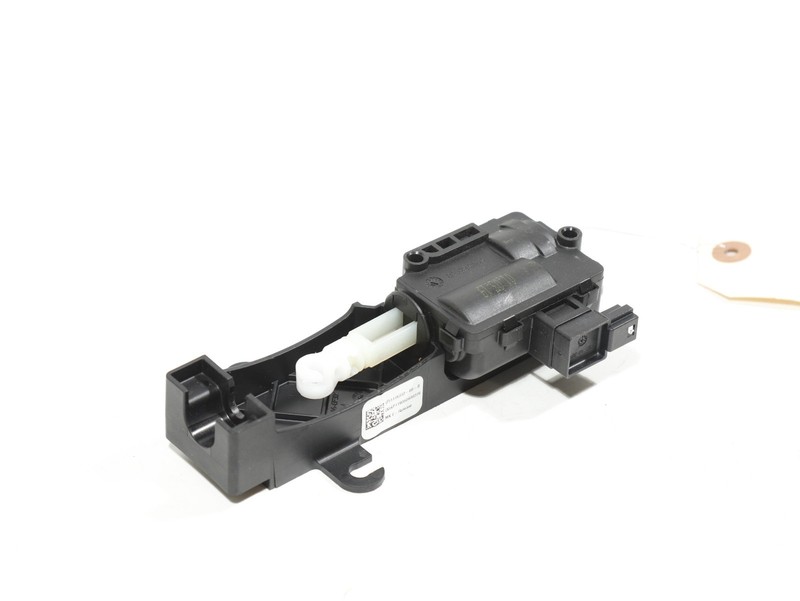 2016-2020 Tesla Model X Front Left Side Door Lock Latch Release Actuator OEM