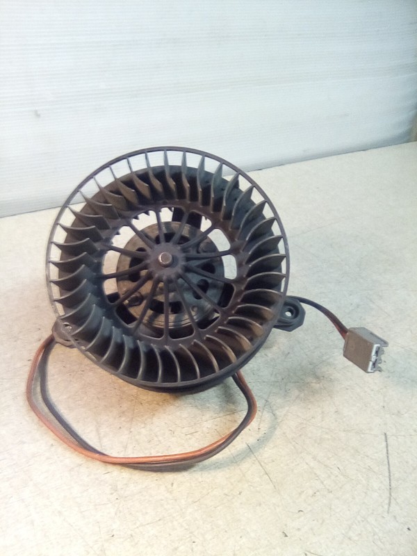 Kenworth BCM P101813, 20502000C Blower Motor