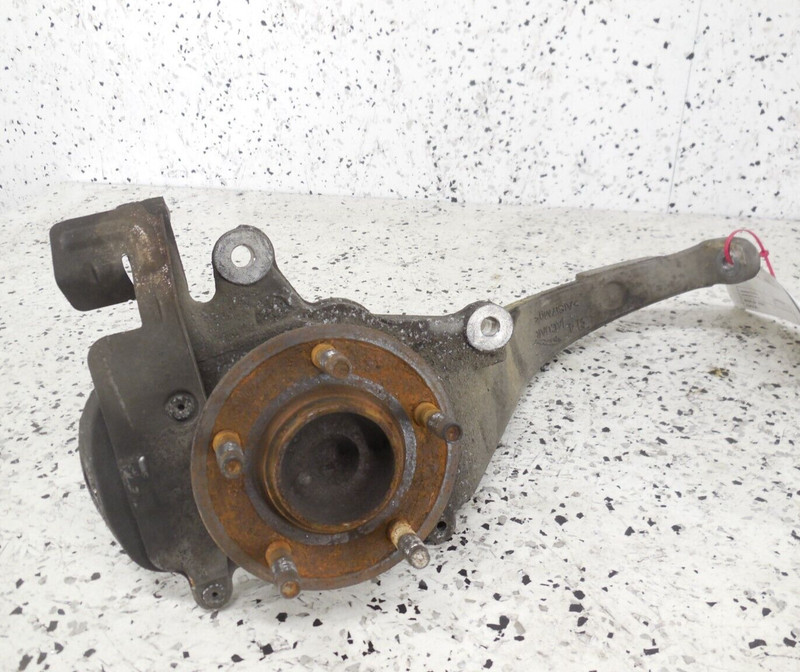 2010-2019 Jaguar XJ Front Spindle Knuckle Hub Passenger Right RH OEM RWD