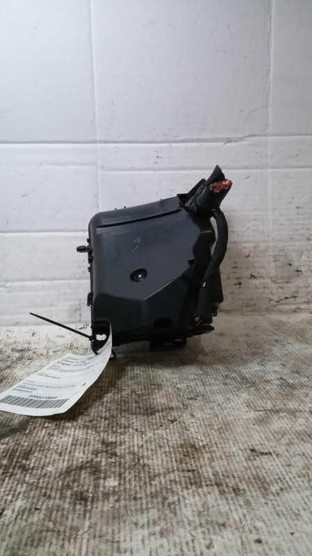 2016 Hyundai Elantra Fuse Box OEM Red 912653X060 89K Miles - Warranty Included