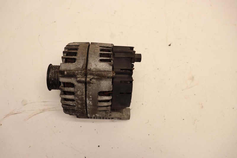 2008-2013 BMW M3 4.0L V8 GAS ENGINE MOTOR ALTERNATOR GENERATOR 180 AMP OEM