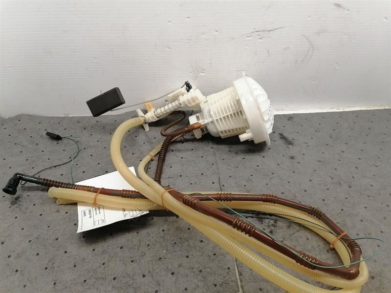 Passenger Fuel Pump Assembly 3.6L Fits 17-20 CHALLENGER 1136022