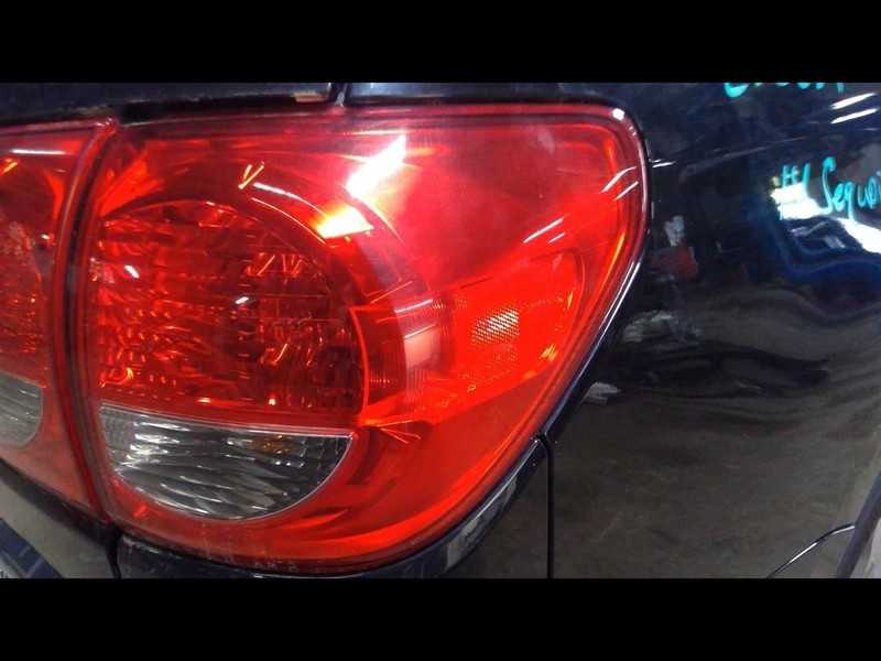 Passenger Tail Light Quarter Panel Mounted Fits 08-17 SEQUOIA 1616402