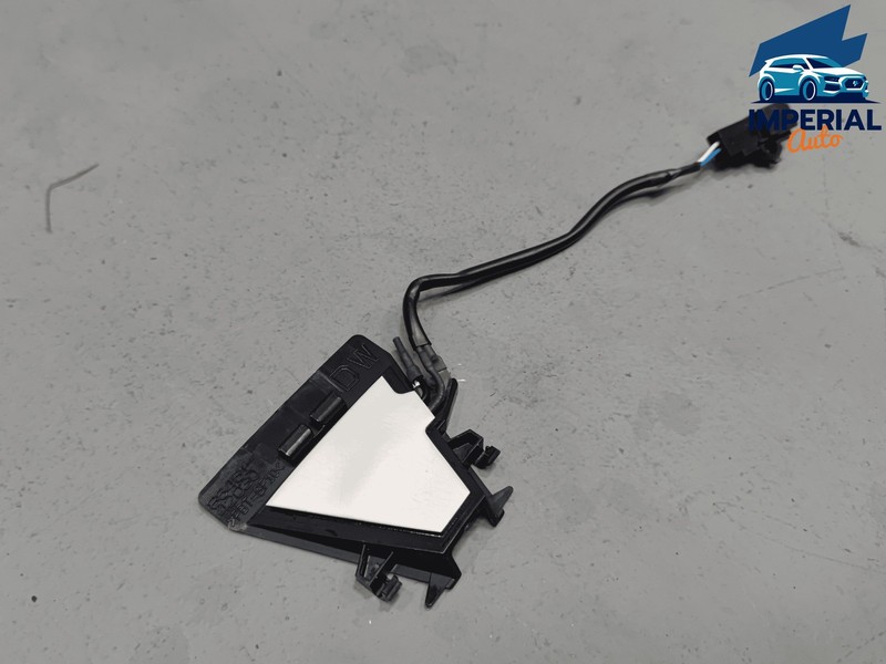 2019 - 2020 TOYOTA RAV4 WINDSHIELD LANE ASSIST CAMERA HOOD HEATER OEM