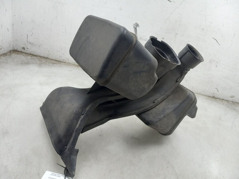 11-14 TOYOTA SIENNA 2.7L 4CYL AIR CLEANER BOX