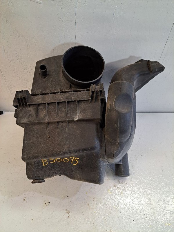 2014-2015 Jeep Grand Cherokee Air Cleaner Intake Box 3.6L Opt ERB