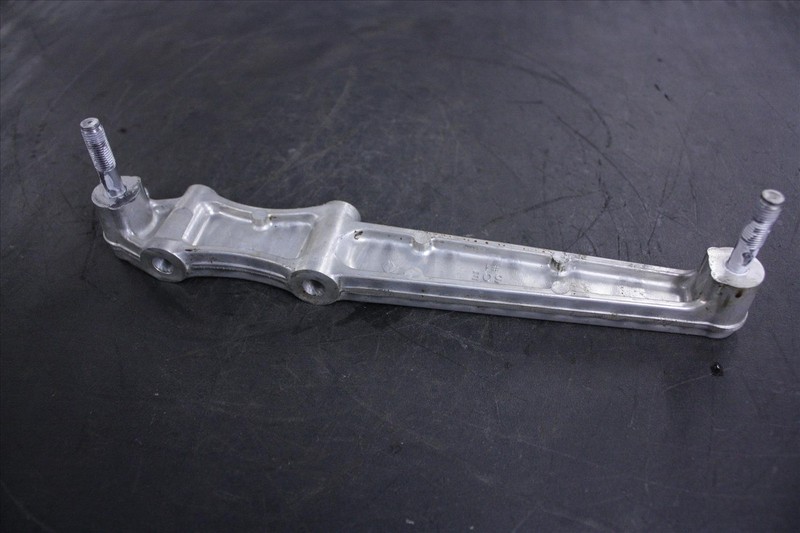 03 YAMAHA FX 140 H OIL COOLER BRACKET MOUNT STAY SUPPORT FX140