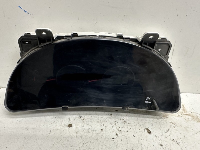 2010-2011 Toyota Camry LE 3.5L VIN K 5th digit Cluster Speedometer tach gauges