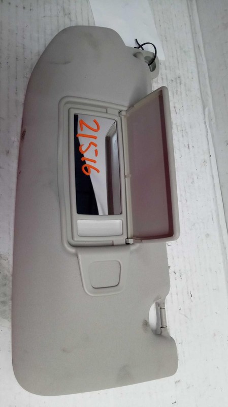 2018 Volvo XC60 Red Sun Visor - Used, 670389, 4DR SUV, 91K Miles