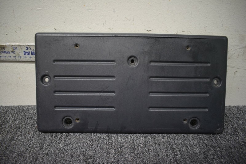 LAND ROVER FRONT LICENSE PLATE FACTORY OEM