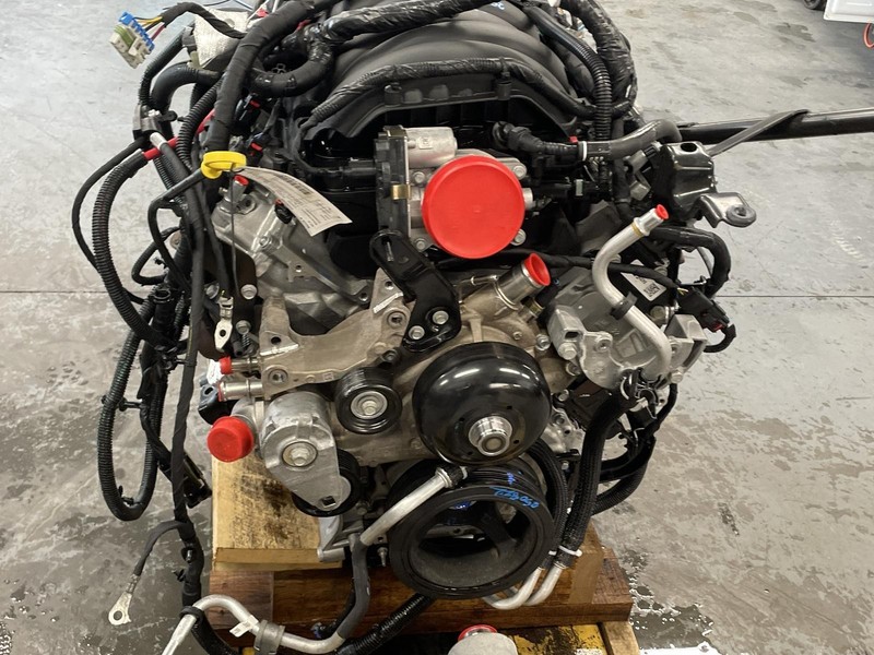 24 CHEVROLET EXPRESS 3500 VAN Engine 6.6L 2k miles Runs Well 6 Month Wnty!