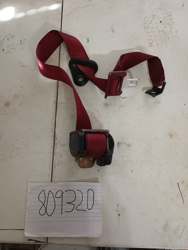 5CJ14 FRONT RIGHT OUTER Seat Belt OEM 90-96 Ram 2500