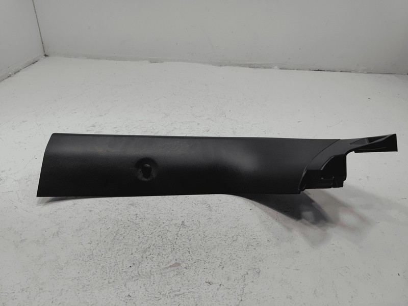 2024-2025 Buick Envista Tailgate Liftgate Passenger Side Upper Cover Trim OEM