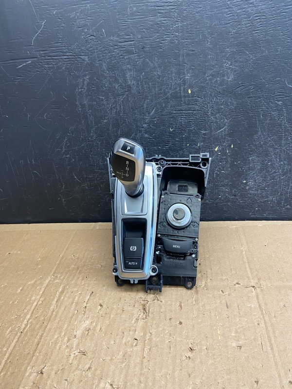 2007 to 2013 BMW X5 E70 Shift Shifter Selector Gear W/ BezelOEM ad6879 DG