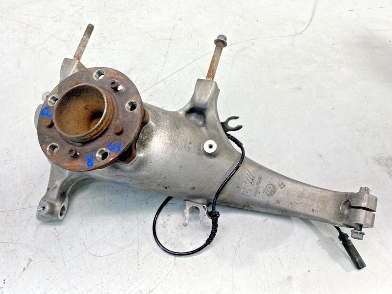 12-19 BMW F06 F10 F12 M5 M6 Front Right Passenger Wheel Hub Knuckle Carrier OEM✅