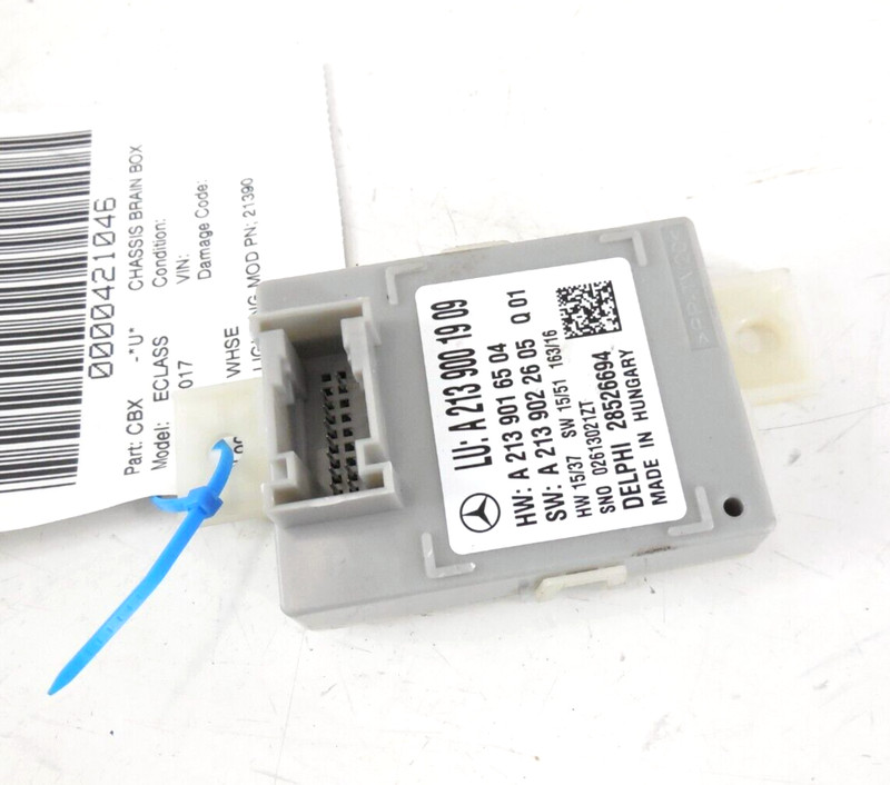 2017 17 Mercedes-Benz E300 Ambient Light Control Module OEM 2139001909