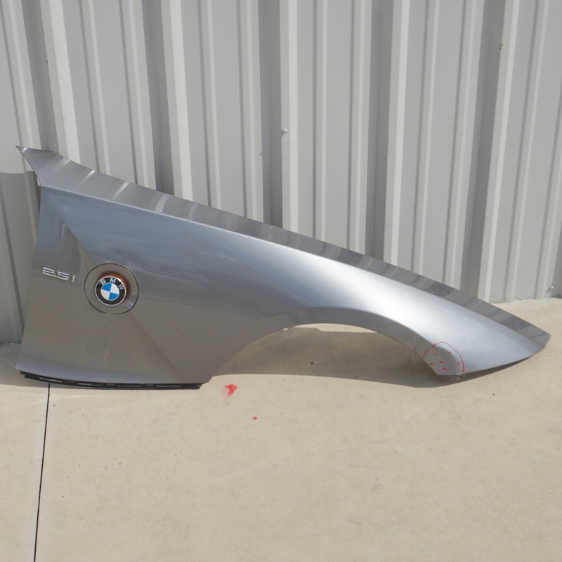 03-08 BMW E85 Z4 FRONT RIGHT FENDER SHELL COVER PANEL STERLING GRAY OEM