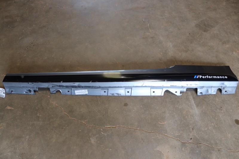 2011-2013 BMW 335I E92 E93 LEFT DRIVER ROCKER PANEL MOLDING GRAY METALLIC OEM