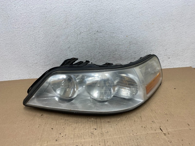 2005 to 2011 Lincoln Town Car Left Driver LH Side Headlight AE6132 DW